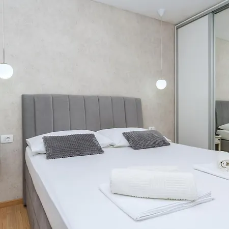 Mirjana Διαμέρισμα *